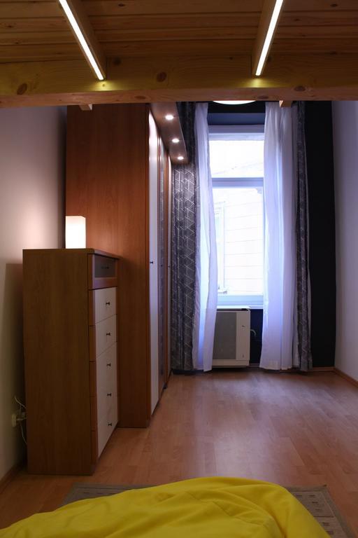 Bpm-Comfy Stay Bajcsy บูดาเปสต์ ภายนอก รูปภาพ