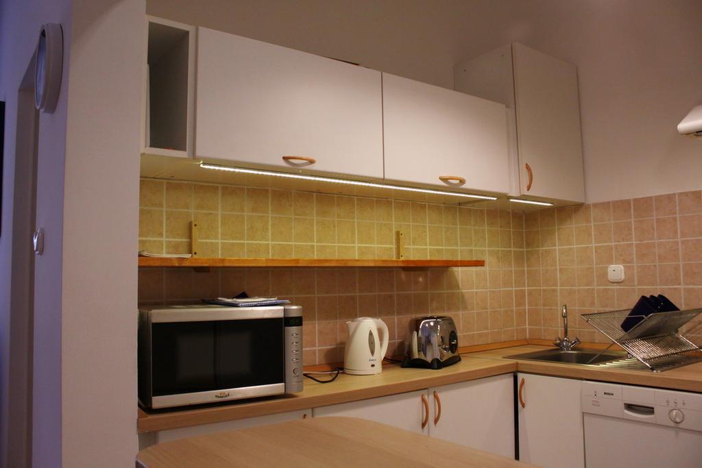 Bpm-Comfy Stay Bajcsy บูดาเปสต์ ภายนอก รูปภาพ