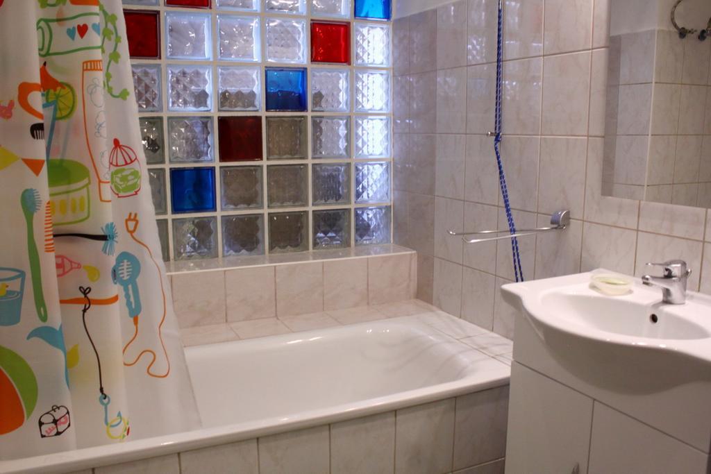 Bpm-Comfy Stay Bajcsy บูดาเปสต์ ภายนอก รูปภาพ