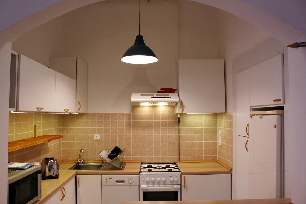 Bpm-Comfy Stay Bajcsy บูดาเปสต์ ภายนอก รูปภาพ